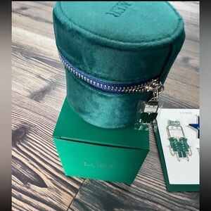 La Mer Green Velvet Zip Cosmetics Travel Case + Mirror + Patches